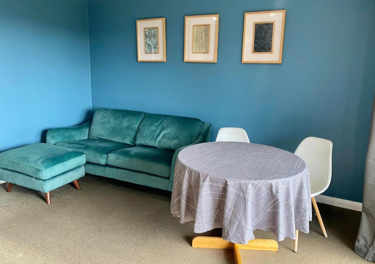 Gordon Gateway Motel Strahan Bagian luar foto